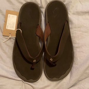 OluKai Sandals